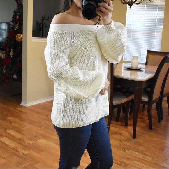 🏷 SALE - Off The Shoulder Ivory White Sweater - Picture 3 of 5